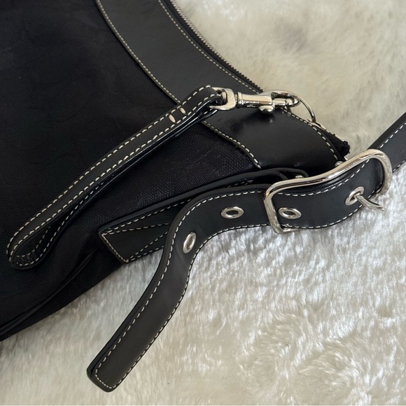 バッグ COACH Vintage Leather Black Shoulder Bag COACH Vintage Leather Shoulder Bag Black 【公式通販】